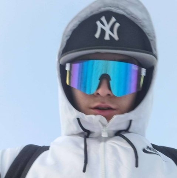 Meet your Posher, Trev - Picture 1 of 1